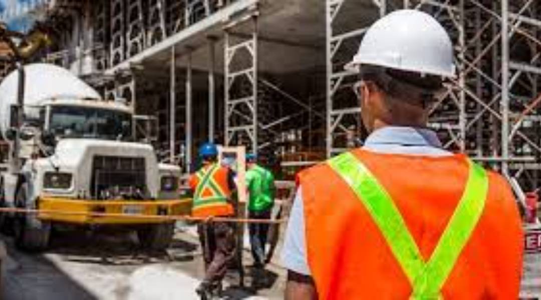 ¿QUÉ ES UNA OBRA CIVIL? Y DIFERENCIAS CON LA OBRA PÚBLICA